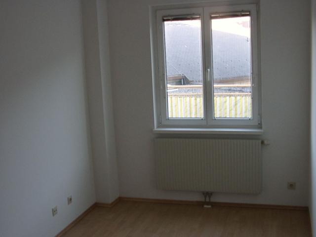 Wohnung mit 20 m2 Vintage Sonnenterrasse Mitten in Purkersdorf Zentrum