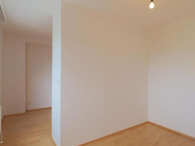 Wohnung mit 2 Schlafzimmer Niederösterreich 2351 DS98083249