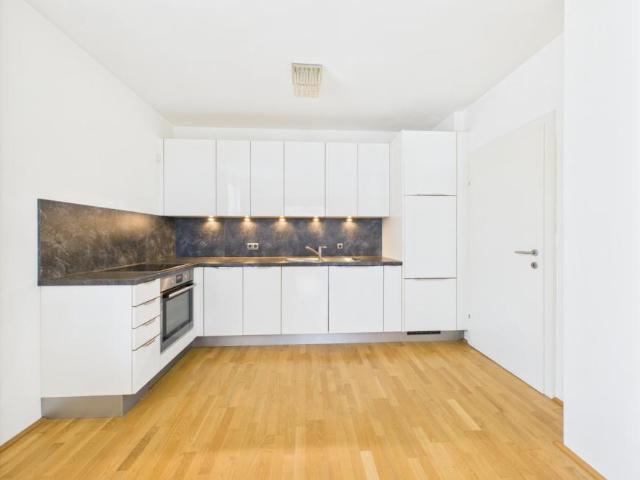 Wohnung mit 2 Schlafzimmer Pörtschach am Wörther See 9210 ELS91553353