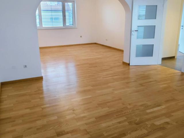 Wohnung mit 3 Schlafzimmer Traun 4050 ES97225222