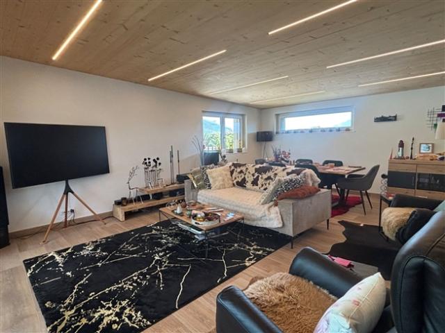 Wohnung mit 3.5 Zimmern im Dachgeschoss