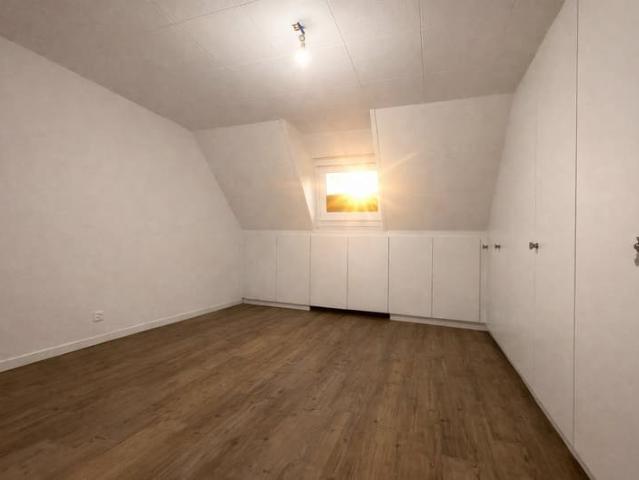 Wohnung mit Cheminée, Galerie und Mansarde