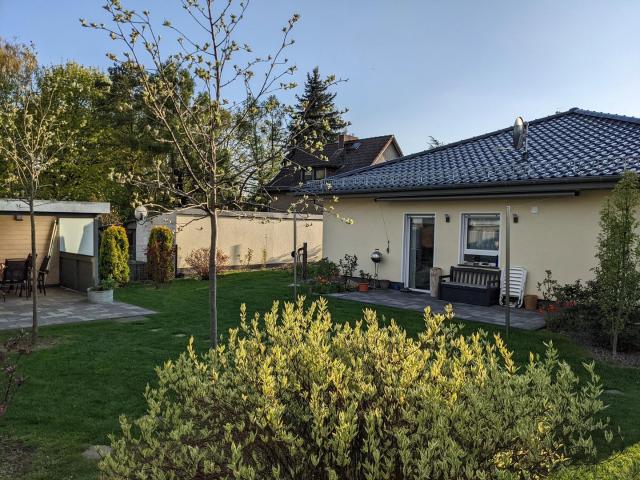 Wohnung mit Garten sucht neue Bewohner 2 Zim. EG