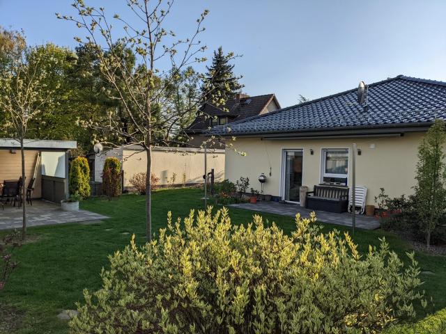 Wohnung mit Garten sucht neue Bewohner 2 Zim. EG