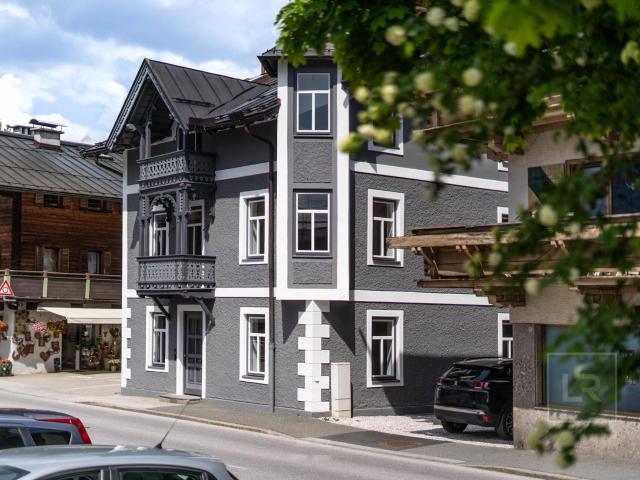 Wohnung oder Anlageobjekt Kurzzeitvermietung möglich in revitalisiertem Jahrhundertwende Haus