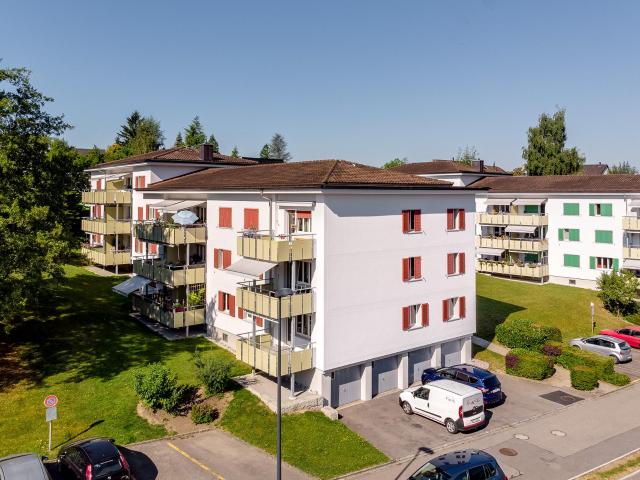 Wohnung an verkehrsgünstiger Lage in Uster