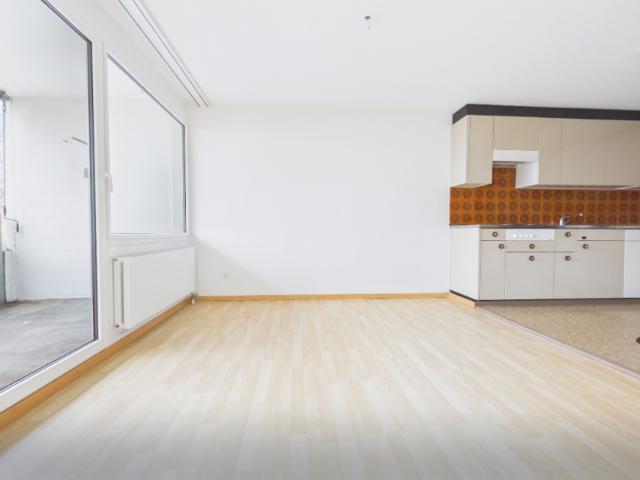 Wohnung an zentraler Lage helle 3.5 Zimmerwohnung!