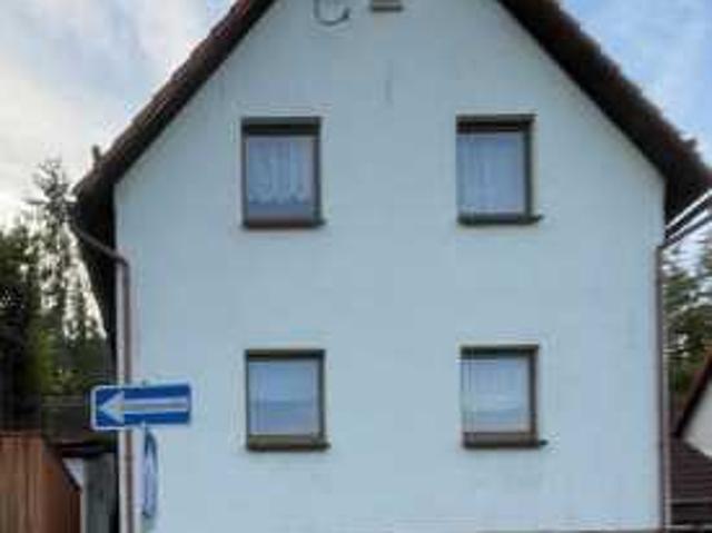 Wohnung /EFH in Rohr zur Miete