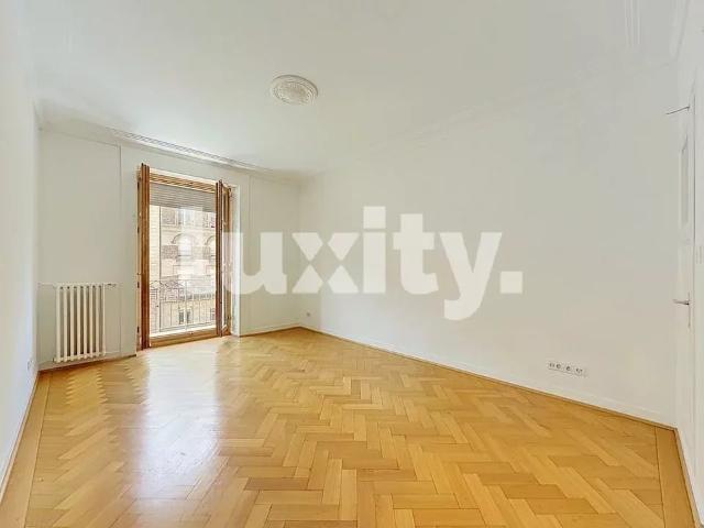 WOHNUNG IM STADTZENTRUM