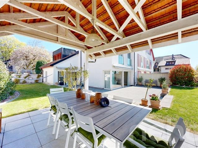Wohnung in einem Bauernhaus mit privatem Garten