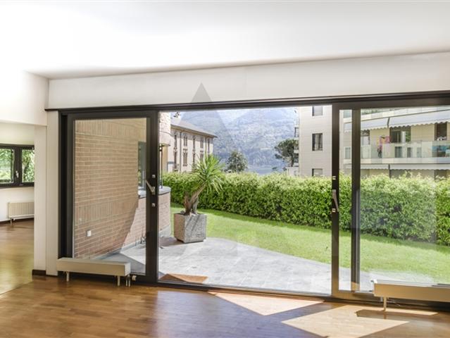 WOHNUNG IN ZENTRALER LAGE MIT GARTEN