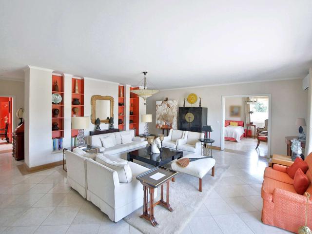 Wohnung zum Kaufen in Baden Baden 2.050.000,00 EUR 233.63 m²