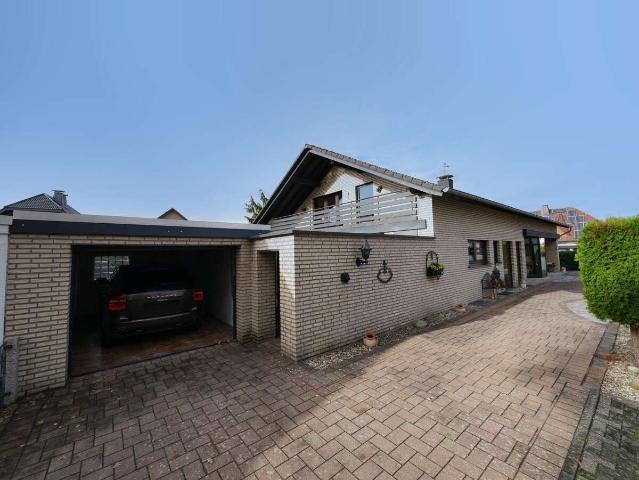 Wohnung zum Kaufen in Hövelhof 295.000,00 EUR 109.82 m²