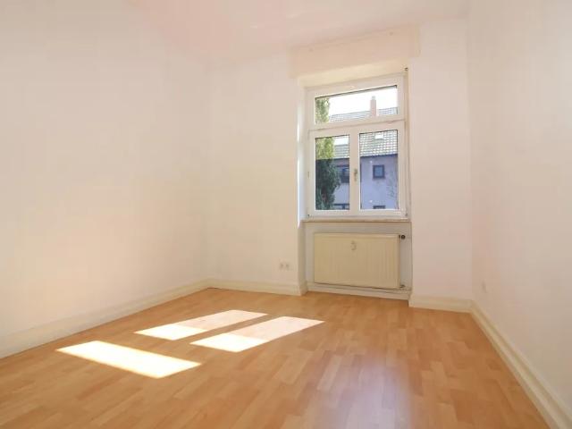 Wohnung zur Miete in Ludwigshafen am Rhein / Friesenheim, Schöne 2 Zimmer Wohnung mit Gartennutzung in Ludwigshafen Friesenheim