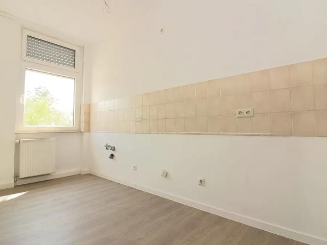 Wohnung zur Miete in Ludwigshafen, Gemütliche 2 ZKB Wohnung in einem historischen Mehrfamilienhaus in Ludwigshafen Friesenheim
