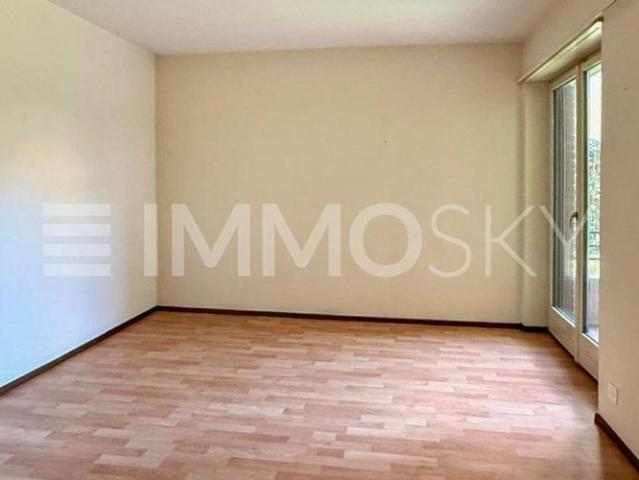 Neuer Preis, zentrale Lage, mit Blick auf Stadt und See