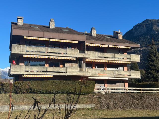 Wohnung 3.5 Zimmer Garage und Parkplatz Réchy ALLEINVERTRETER
