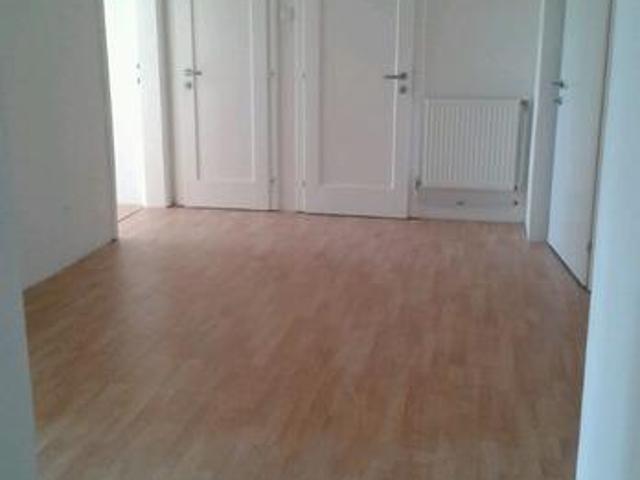 Wohnung 3 Schlafzimmer Zu Vermieten Schwechat AUT 790 ES98669179