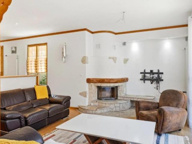 Wohnung 4.5 Zimmer
