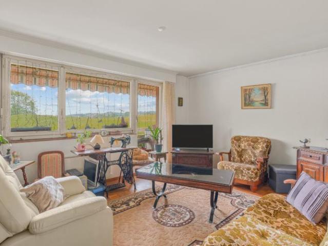 Wohnung 4.5 Zimmer