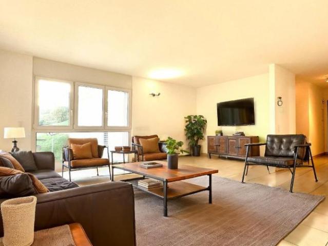 Wohnung 4.5 Zimmer