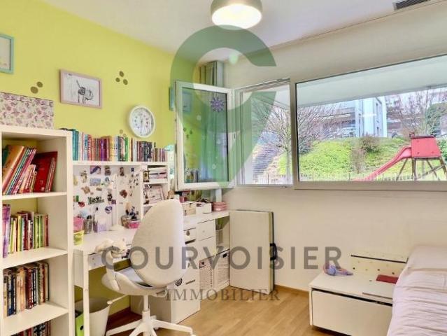 Wohnung 4.5 Zimmer