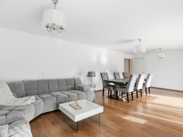 Wohnung 4.5 Zimmer