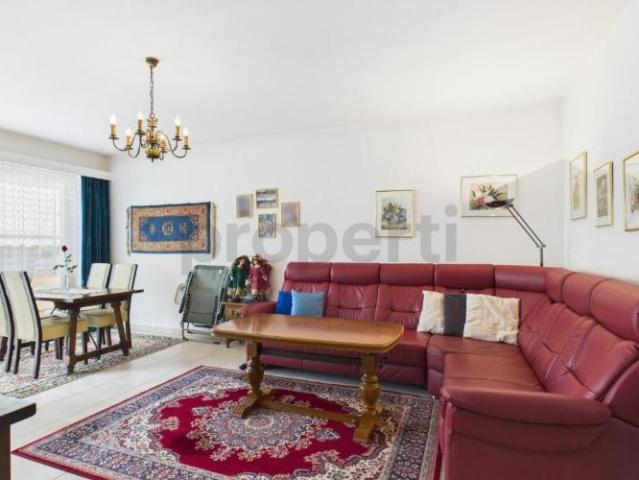 Wohnung 4.5 Zimmer