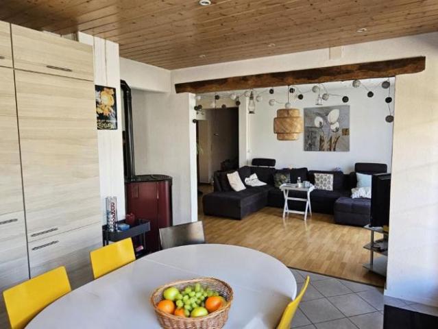 Wohnung 6.5 Zimmer