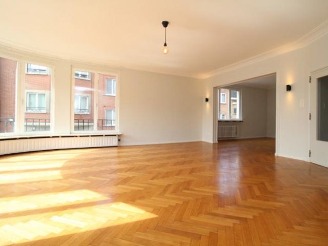 Woluwe Saint Lambert / Appartement 3ch de +/ 150m² Woluwé saint lambert