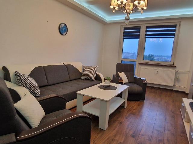Wola, Słoneczna, 32 m2