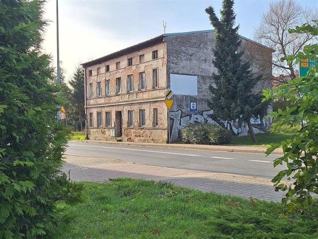 Wolnostojąca kamienica 300 m2 w centrum Darłowa