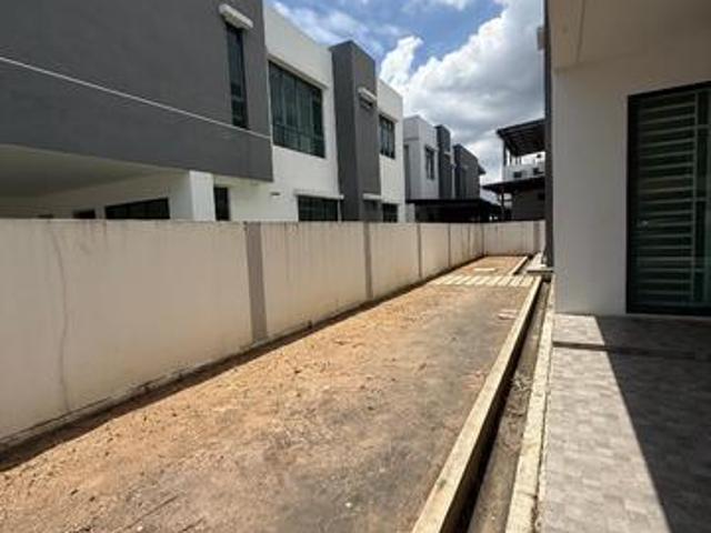 Worth To Buy Double Storey Semi D