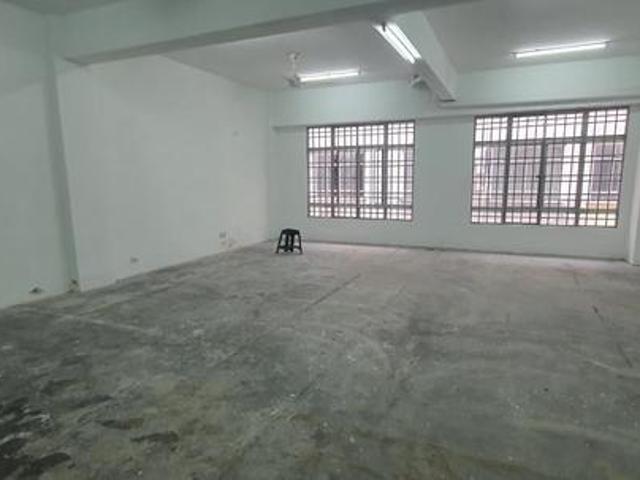 WORKERS HOSTEL Dataran Otomobil Seksyen 15 Shah Alam