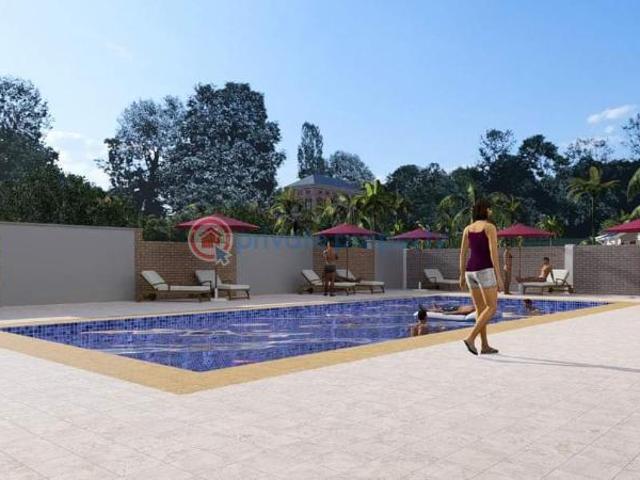 Working Class 2 Bedroom Apartment With A Swimming Pool & Near The Ocean