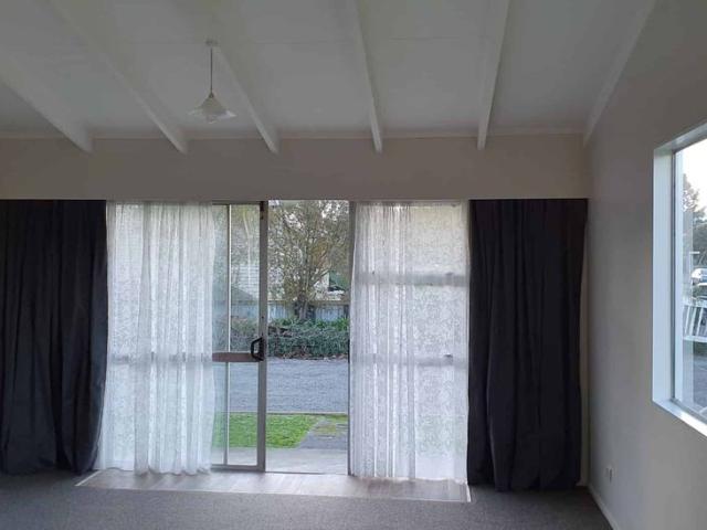 WORKSOP ROAD 2 BDRMS $400 P/W