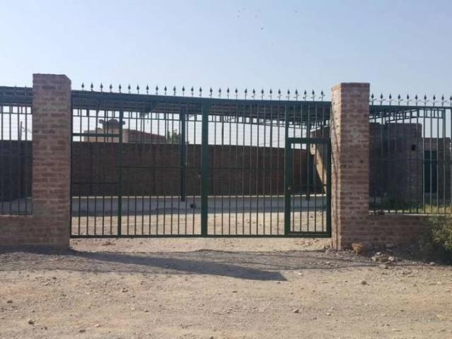 Workshop available for rent at ringroad near to forland motors. Peshawar ID 25601