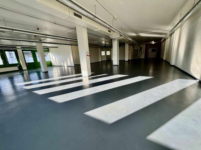 Workshop for rent in Préverenges 340 m² | dreamo. Ch