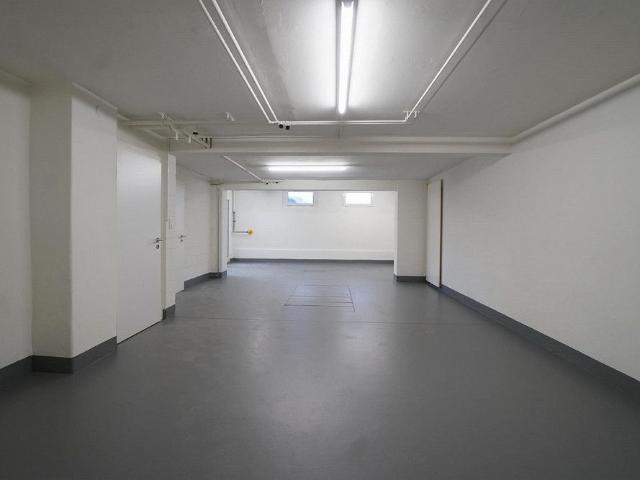 Workshop / Studio / Office