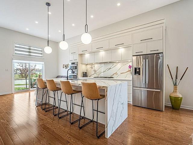 Wow Checkout This Monarch Built Bungalow+loft In Stittsville