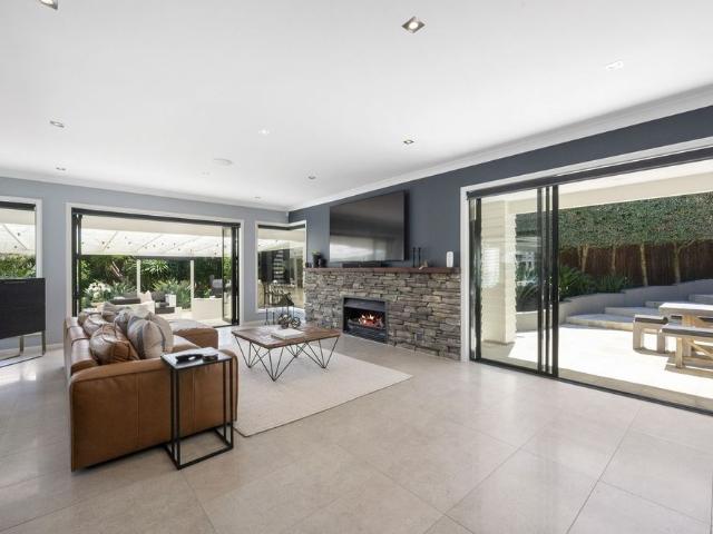 Wow on Wainoni Executive Home