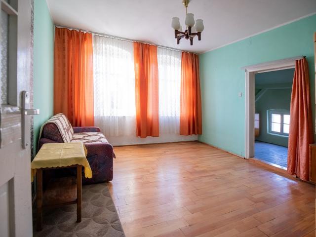 Przestronne 85m² do remontu z potencjałem i dużą piwnicą