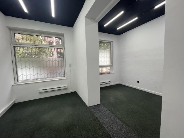 Lokal 63,45 m² z dużymi oknami na Karłowicach zapraszam