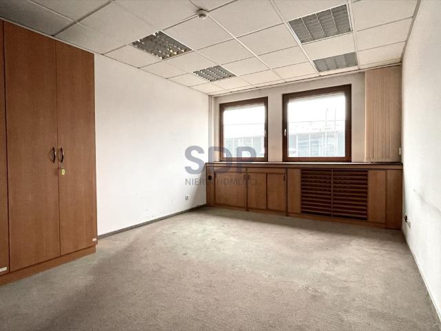 Wrocław, Krzyki, Armii Krajowej, 83,85 m2