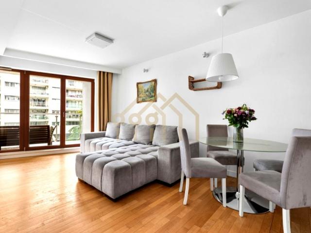 Wronia 55 m², Warszawa