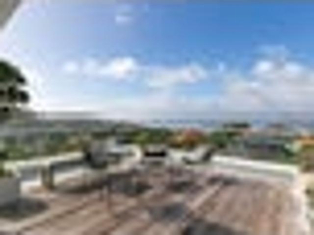 Wraparound views in resort like luxury