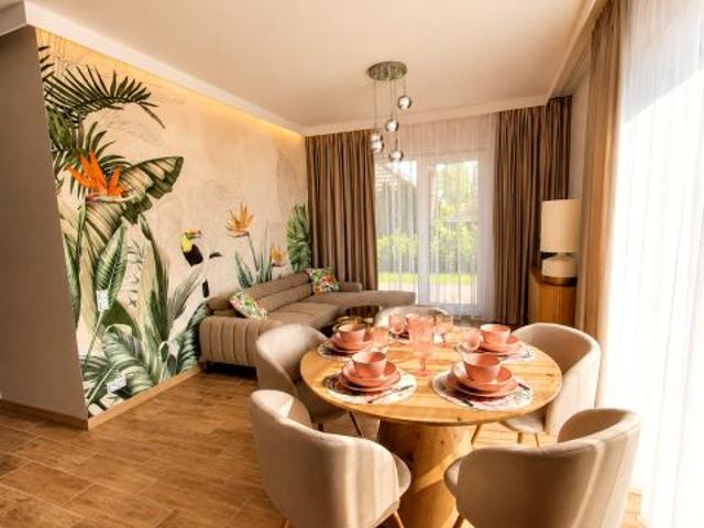 Wrzosowa 76 m², Wierzchowisko