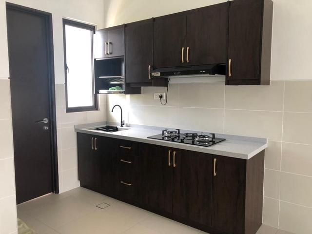 WTL 4R4Br Partial Furnished 2 Storey terrace Viola Alam Impian