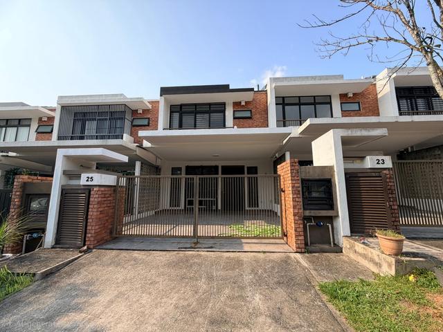 WTL 4R3Br Partial Furnished 2 Storey Elmina Valley Shah Alam
