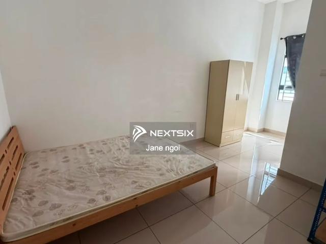 WTL | Akasia Apartment @ Bandar Botanic Ground Floor | 750 sqft 3R2B | Basic RM1,200/month 3 mins AEON Bukit Tinggi 5 mins GM Klang Easy access KESAS 底楼｜3房2浴｜RM1,200/月